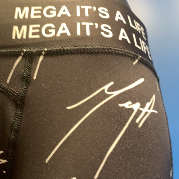 Mega Signature Compression Pants - Picture 5 of 12